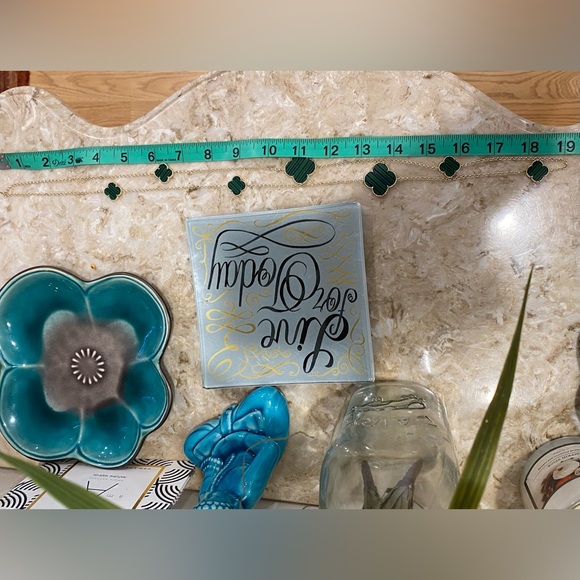 Green and Gold Four Lead Clover Necklace - Picture 6 of 9